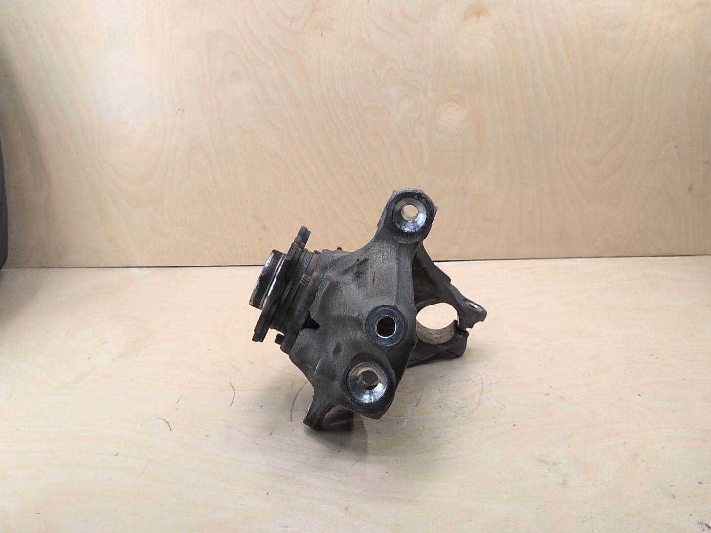 OEM BMW G01 G02 X3 X4 FRONT Right Passenger Knuckle Spindle Wheel Hub Bearing