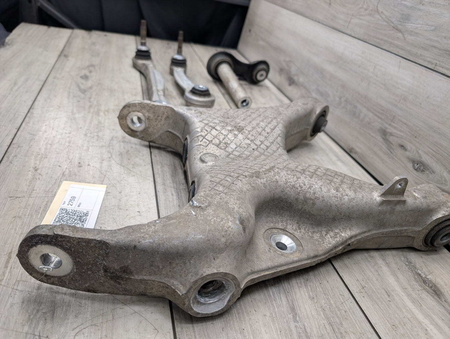 2014 - 2018 BMW X5 F15 Rear Left Driver Control Arms SET 6770953 N63B44O1