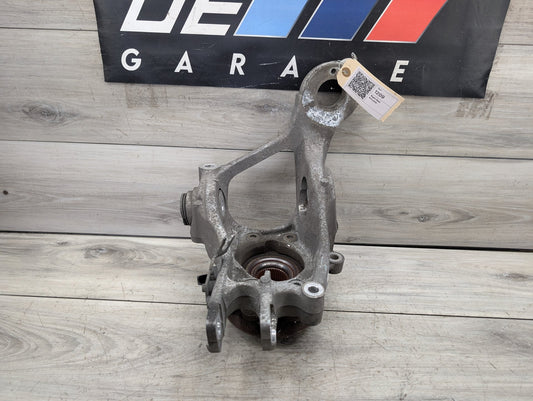 2009 - 2017 Audi Q5 8R Rear Right Passenger Spindle Knuckle w/ Bearing 8R0505432F EA888