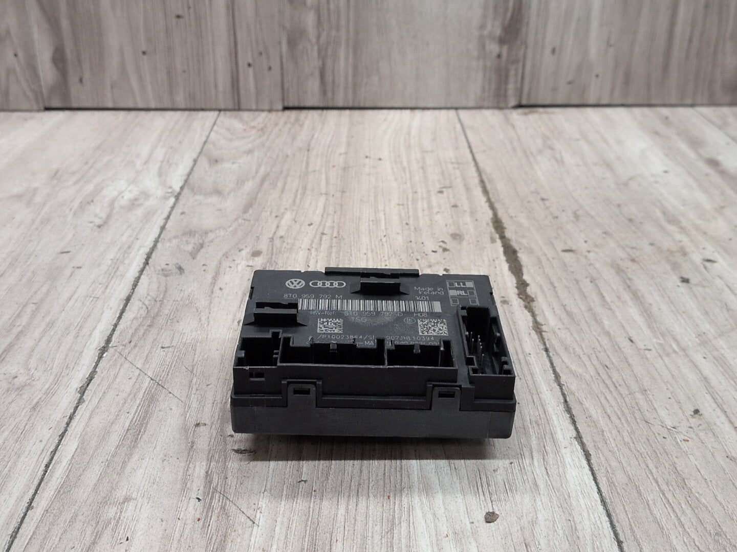 10-16 OEM AUDI A4 S4 S5 Front Left or Right Window Control Module