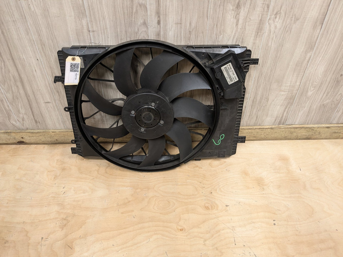 2009-2012 Mercedes-Benz E550 W212 Radiator Fan Shroud Housing w/ Motor A2125000493