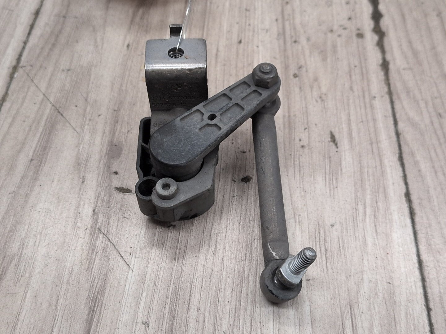 2007-2013 BMW X5 E70 Suspension Height Level Sensor 6785206