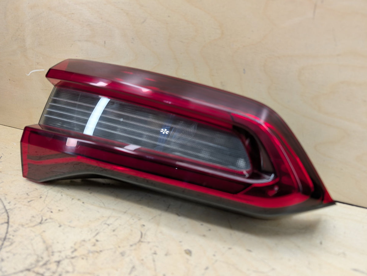 19-23 OEM BMW F95 G05 X5 X5M Rear Left Driver Inner Liftgate Stop Tail Light