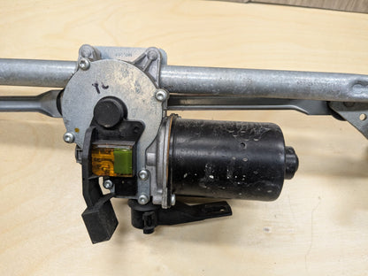 2009-2011 Mercedes-Benz SLK-Class R171 Wiper Motor Assembly A1718202242 OEM