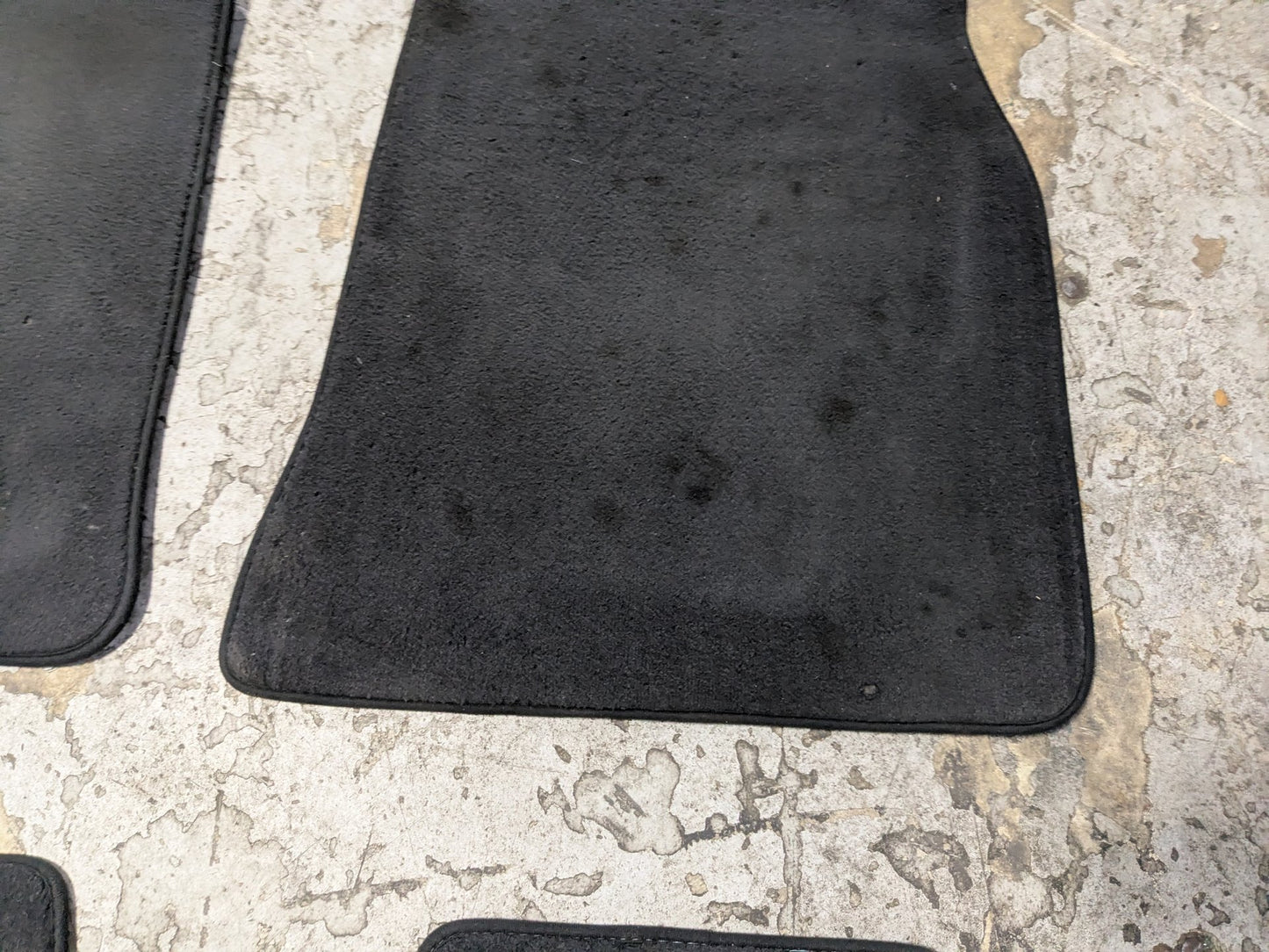 2019 - 2026 BMW 330i G20 Front Rear Left Right Mat Carpet Floor Mats SET 7481640 B46B20O1