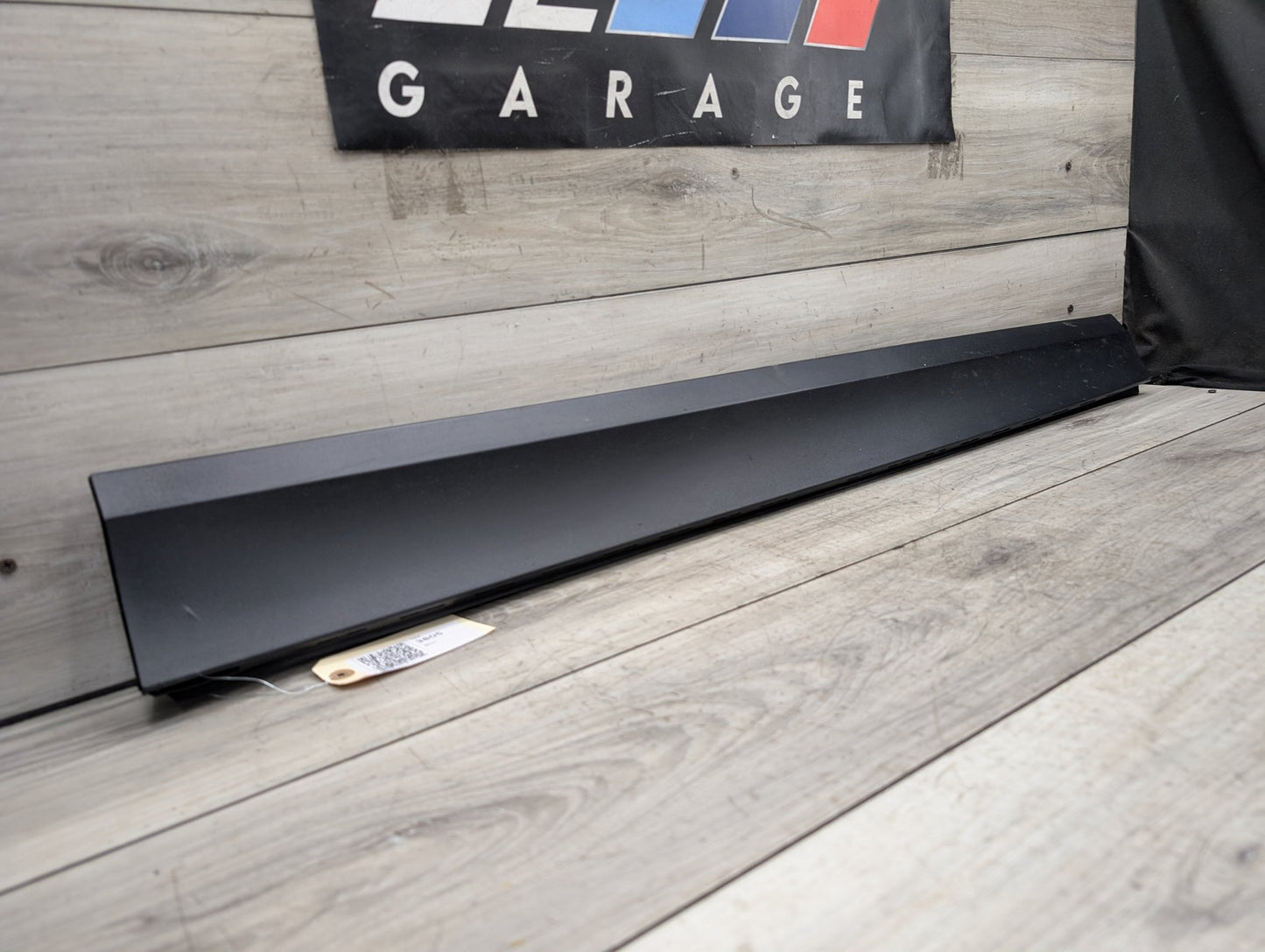 2011 - 2017 BMW X3 F25 Front Right Passenger Exterior Door Trim Molding 7205780 N20B20A