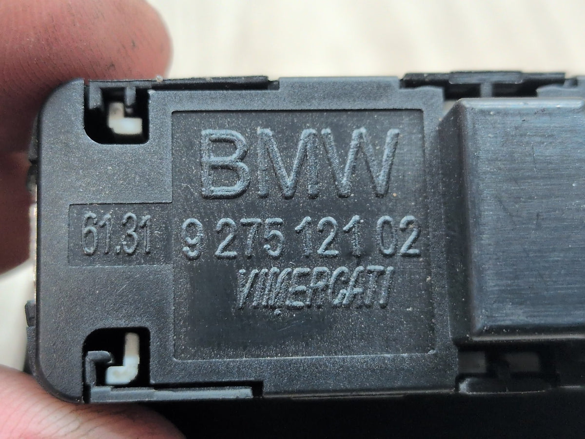 OEM BMW F02 F10 F15 F48 F90 G01 G20 G30 G80 X3 Rear Trunk Lid Center Lock Switch