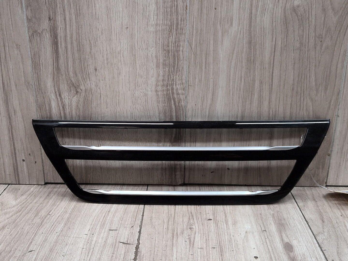 2018 BMW M550i xDrive G30 AC Trim Panel