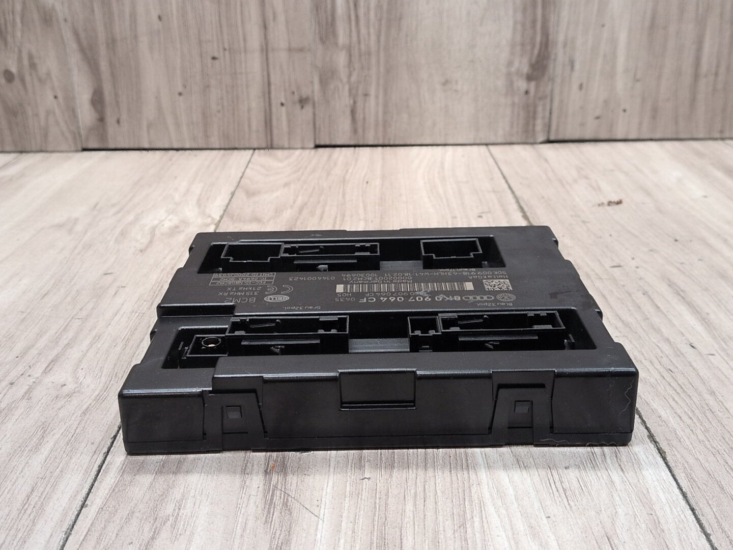2008-2017 Audi S5 8T BCM Body Control Module 8K0907064CF