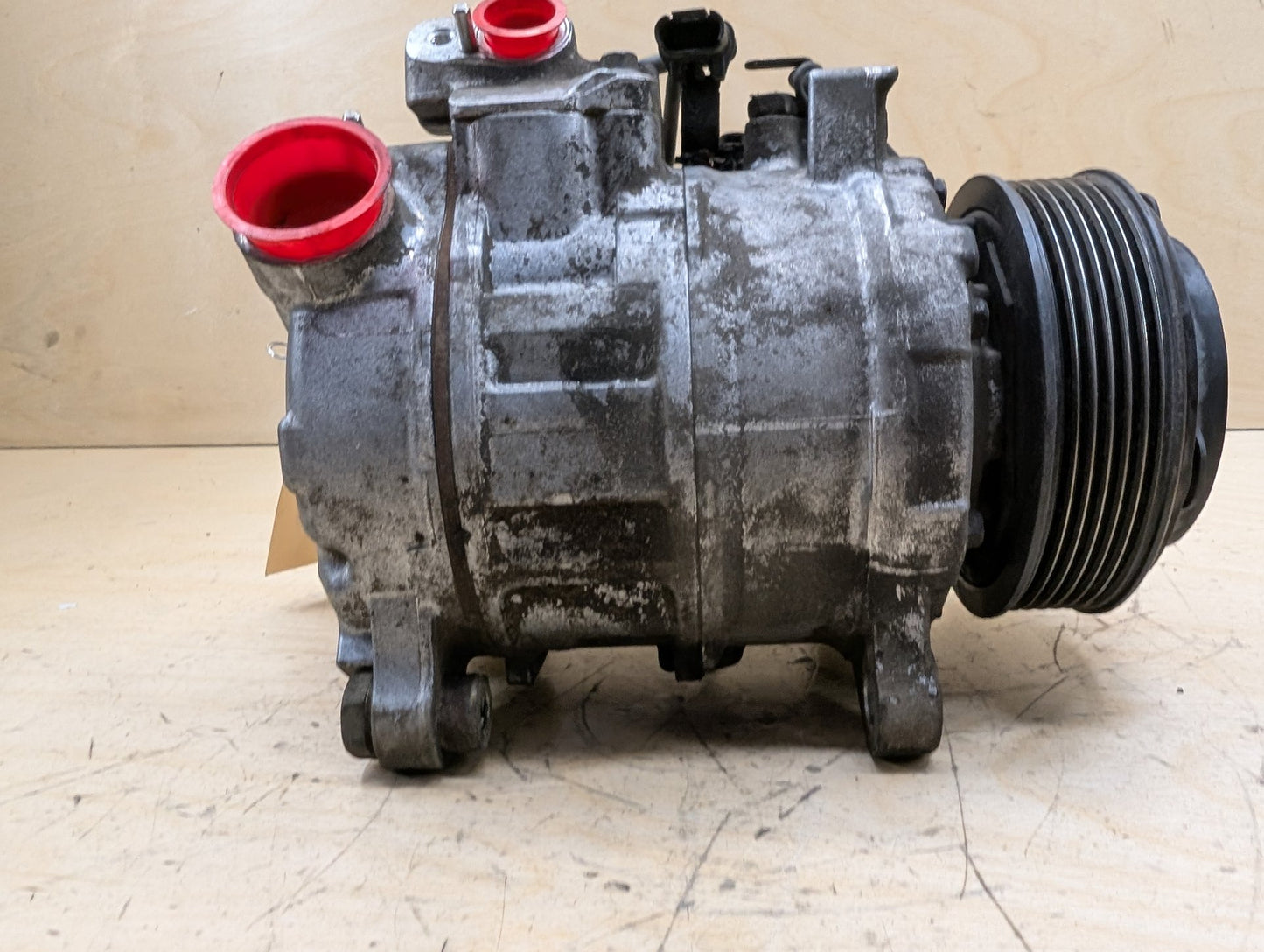 2012-2018 BMW F30 328i N20B20O0 Engine Motor A/C AC Compressor Clutch Pump Pulley 9216466