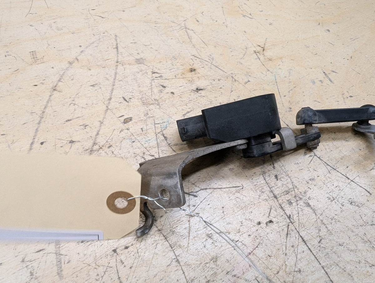 OEM BMW F30 F80 G20 G30 M3 Front Rear Left Right Suspension Height Level Sensor
