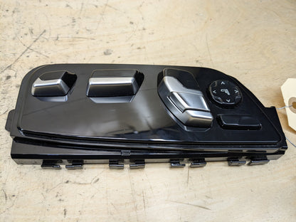 OEM BMW F90 G12 G30 M550 750 M5 Front Right Passenger Seat Adjust Control Switch