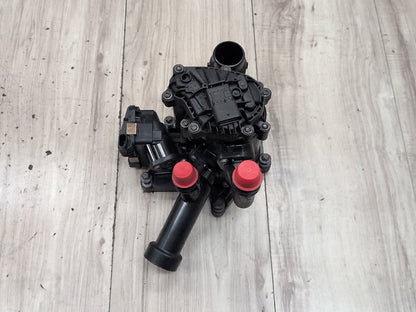 OEM BMW G01 G05 G20 G30 G42 M340 M440 Engine B58C Heat Management Module 8642559