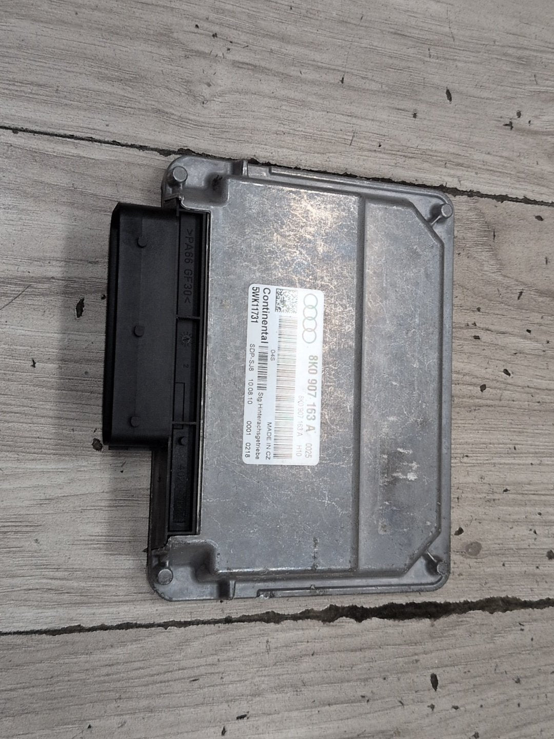 2010-2016 Audi S4 B8 Rear Differential Control Module 8K0907163A OEM