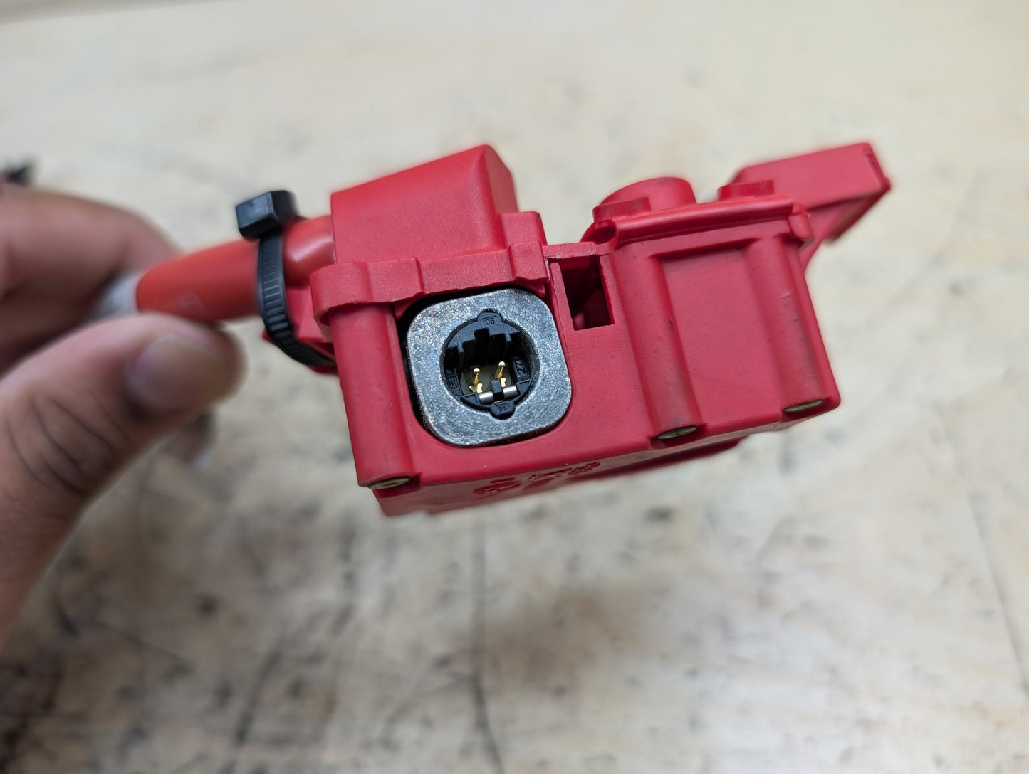 OEM BMW F02 F06 F10 F12 F13 M5 M6 Battery Plus Pole Terminal Positive Red Cable