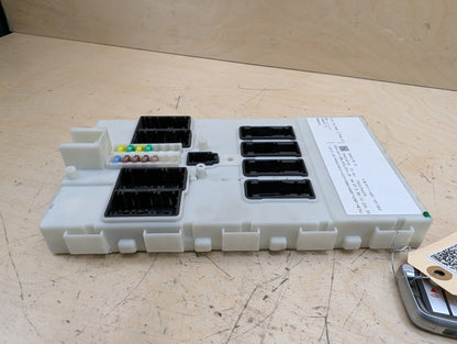 OEM BMW F30 F32 F33 F36 F80 F82 F83 Body Control Junction Box Module FEM + Key