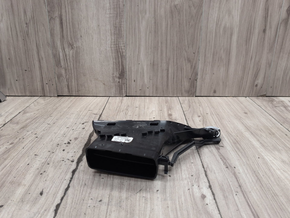16-19 OEM BMW G12 740 750 Dash Dashboard Right Passenger Side Air Vent