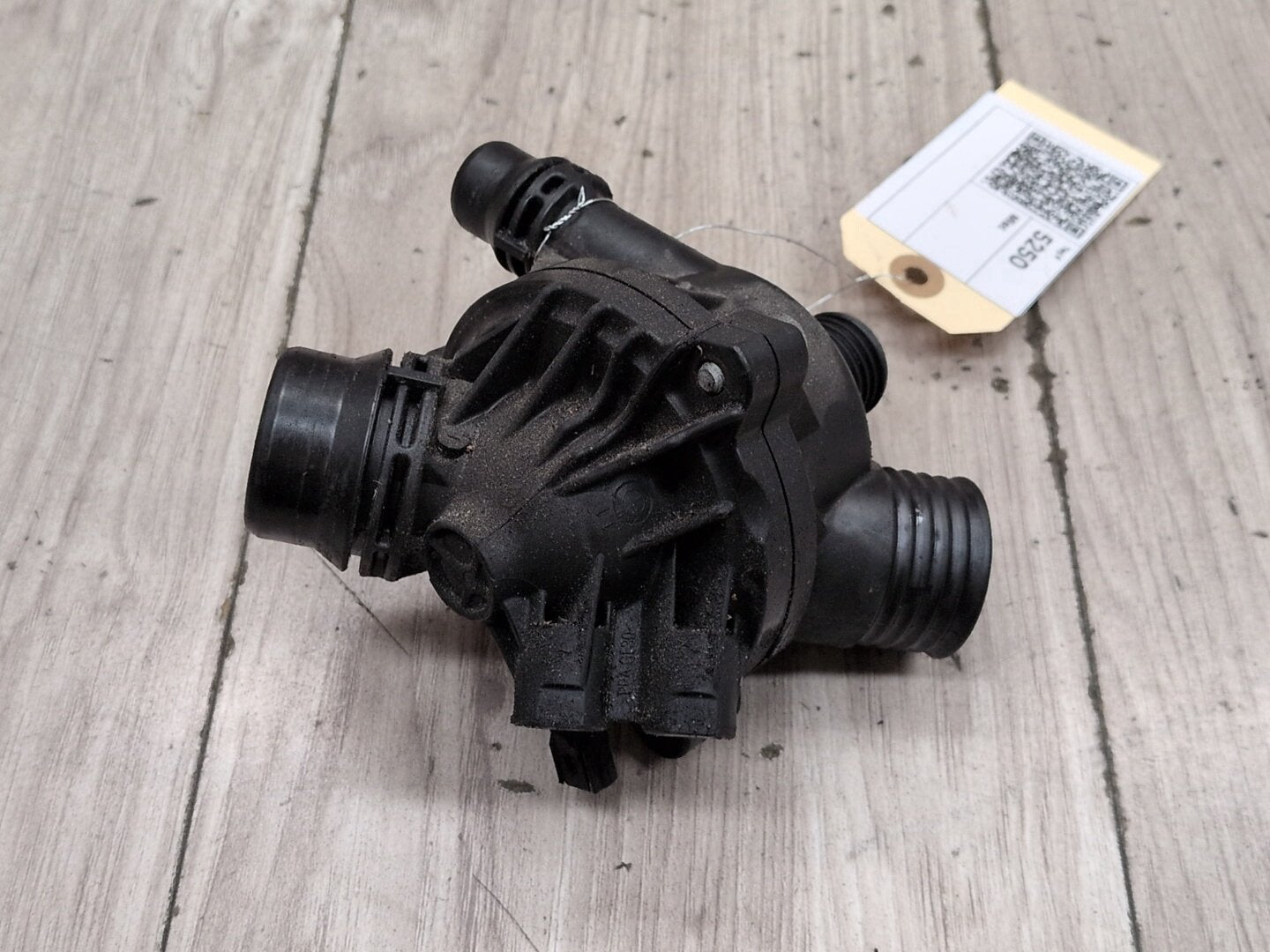BMW E83 X3 N52B30O1 Engine Motor Heat Coolant Thermostat 7549476
