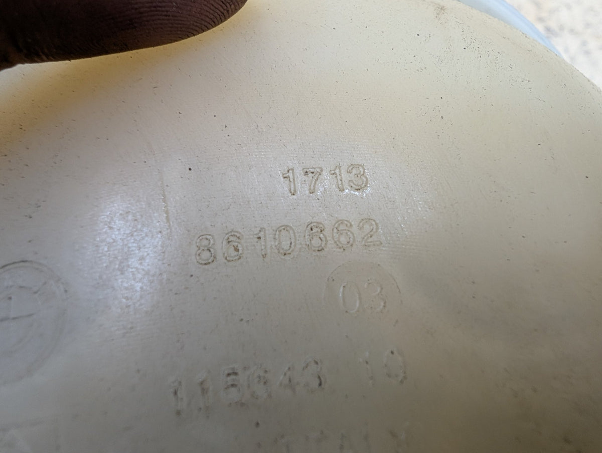 2019-2026 BMW X5 G05 Coolant Expansion Tank Reservoir 8610662 OEM