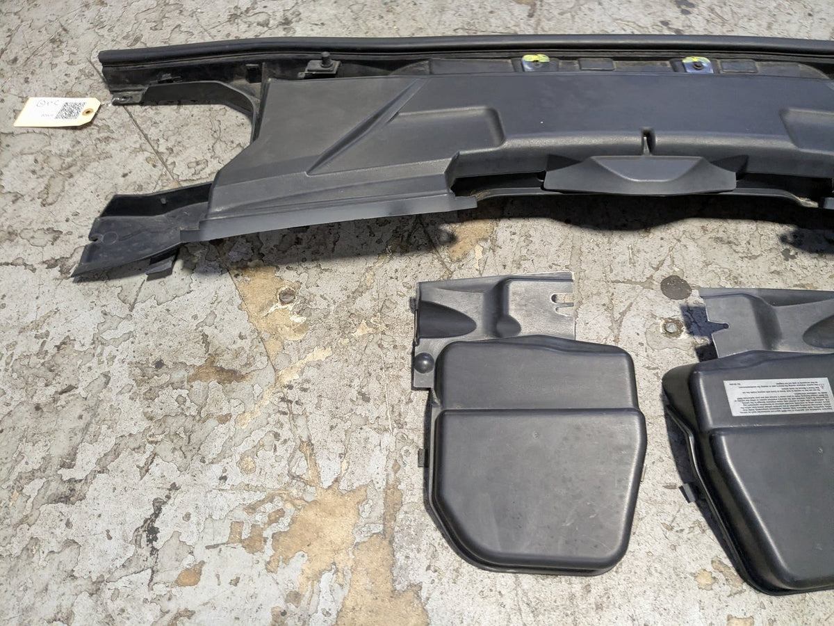 2007-2013 BMW 328i E92 Left Right Side Cowl Covers SET 6925018 OEM