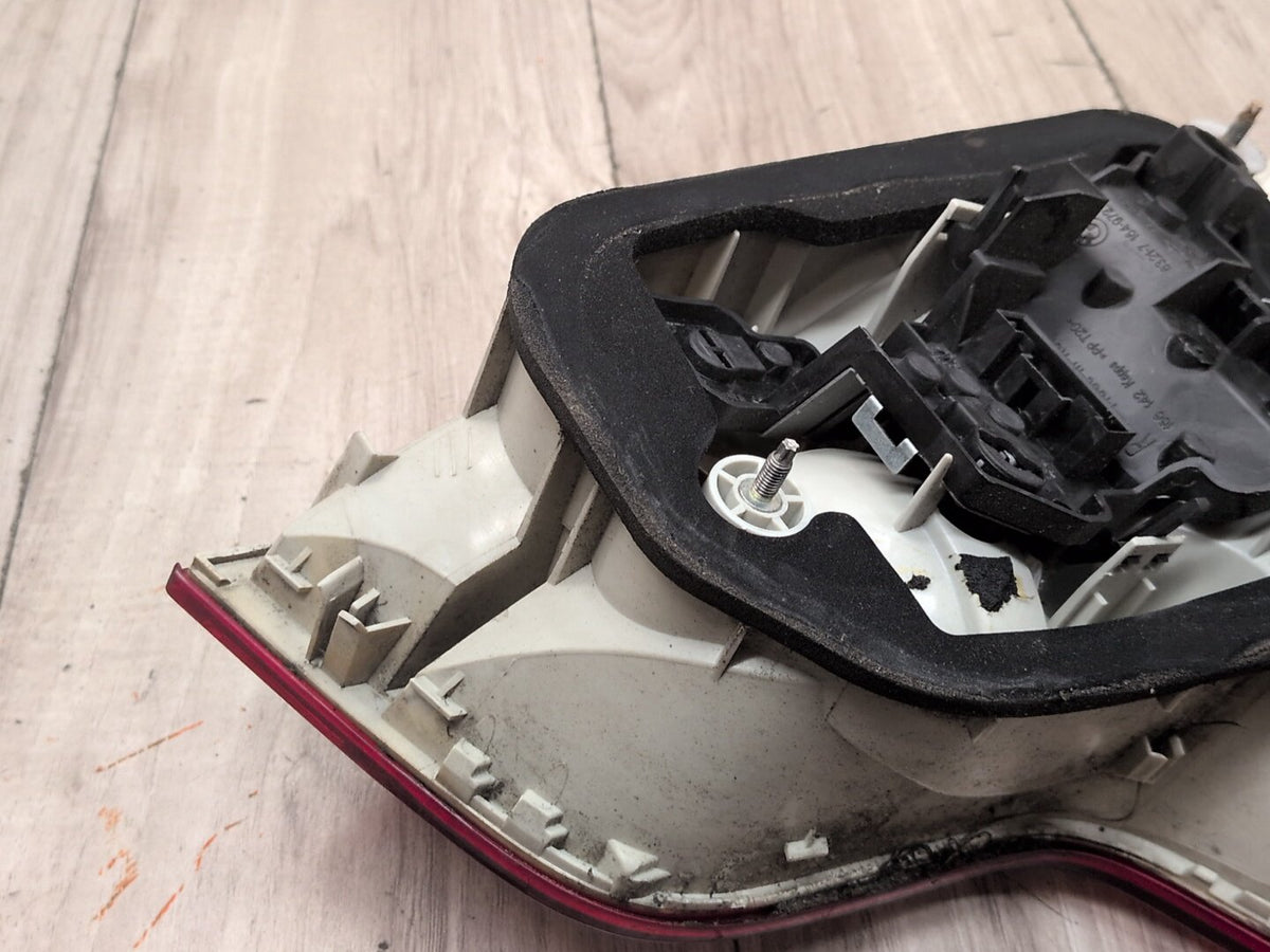 08-11 OEM BMW E82 E88 128 135 Rear Right Passenger Outer Tail Light Stop Light