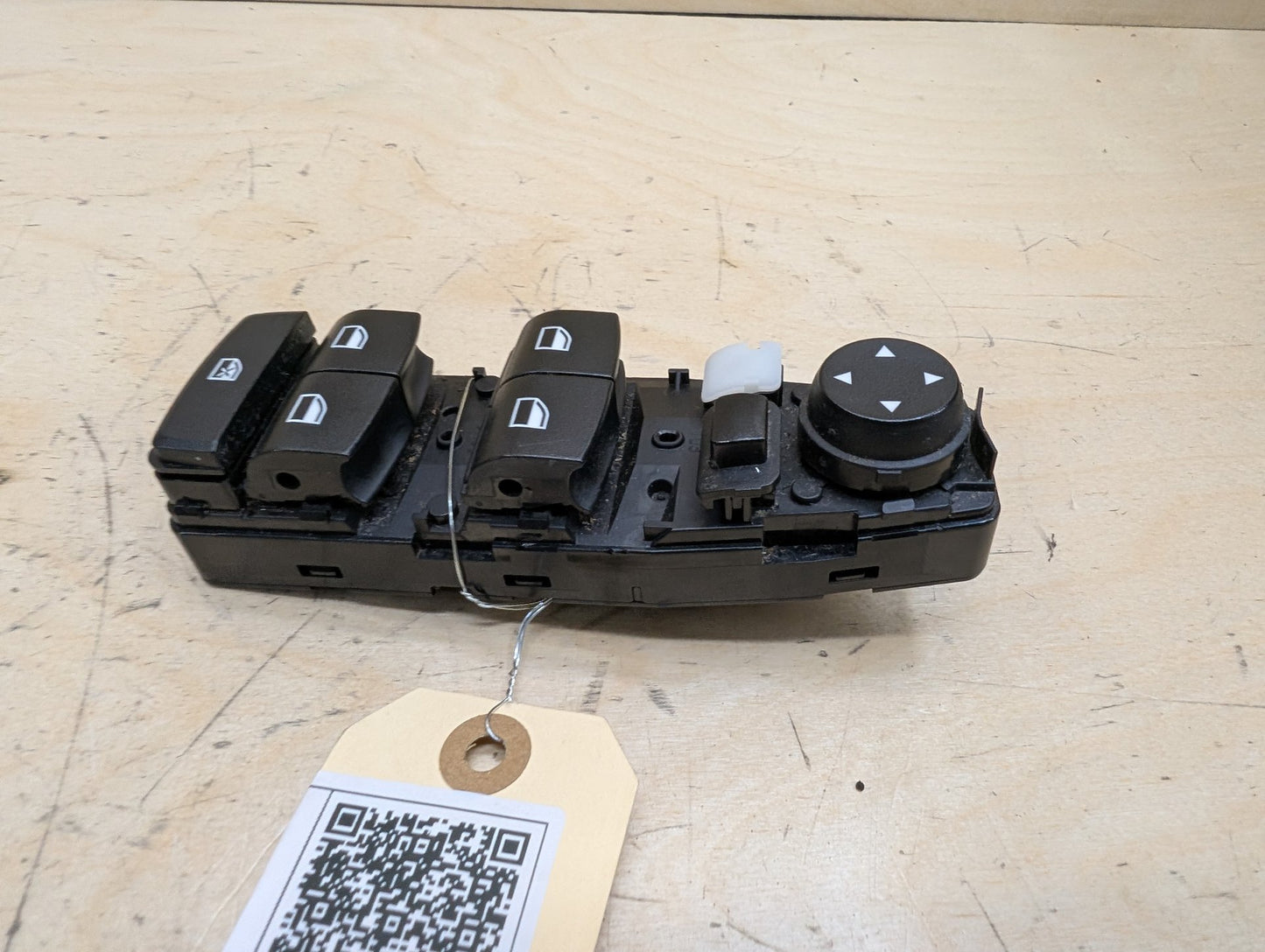 2012-2018 BMW 320i F30 Front Left Driver Door Master Window Switch 9208109