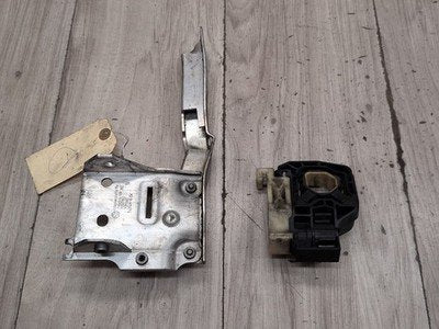 2012-2018 BMW M6 F06 Radiator Lower Mounting Brackets SET 7575248 OEM