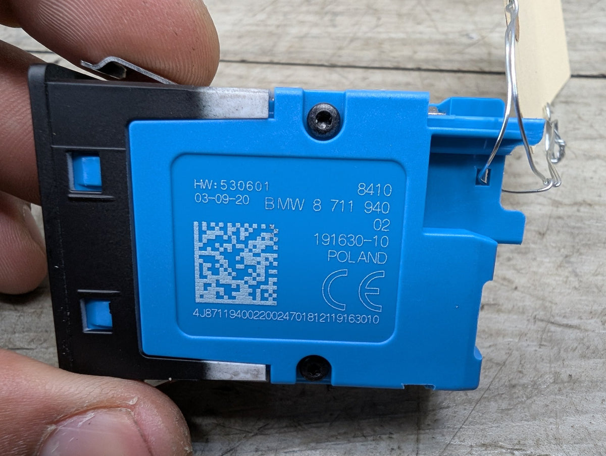 OEM BMW F48 F97 G01 G20 G22 G23 G26 G30 USB Type C Socket Charger Port Connector