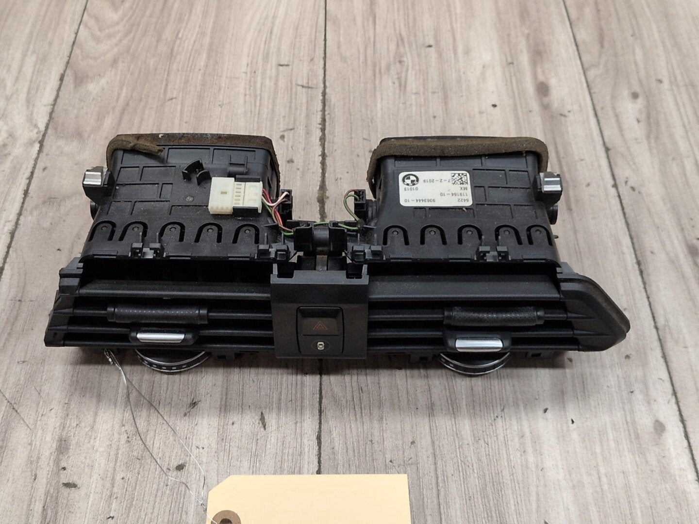 18-21 OEM BMW G01 G02 F97 F98 X3 X4 X3M X4M Dashboard AC Air Vent Center Grille
