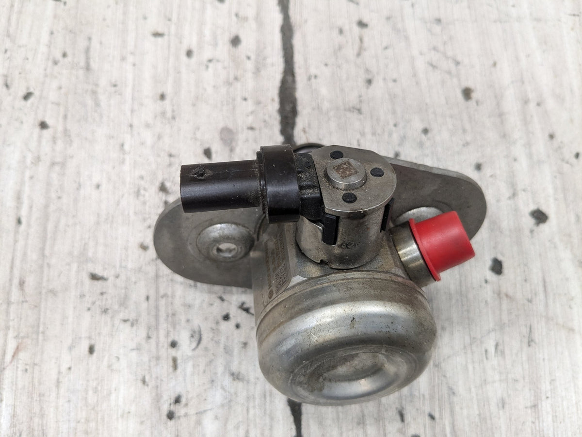16-20 OEM BMW G11 G12 750 G30 M550 Engine N63R HPFP High Pressure Fuel Pump 1-4