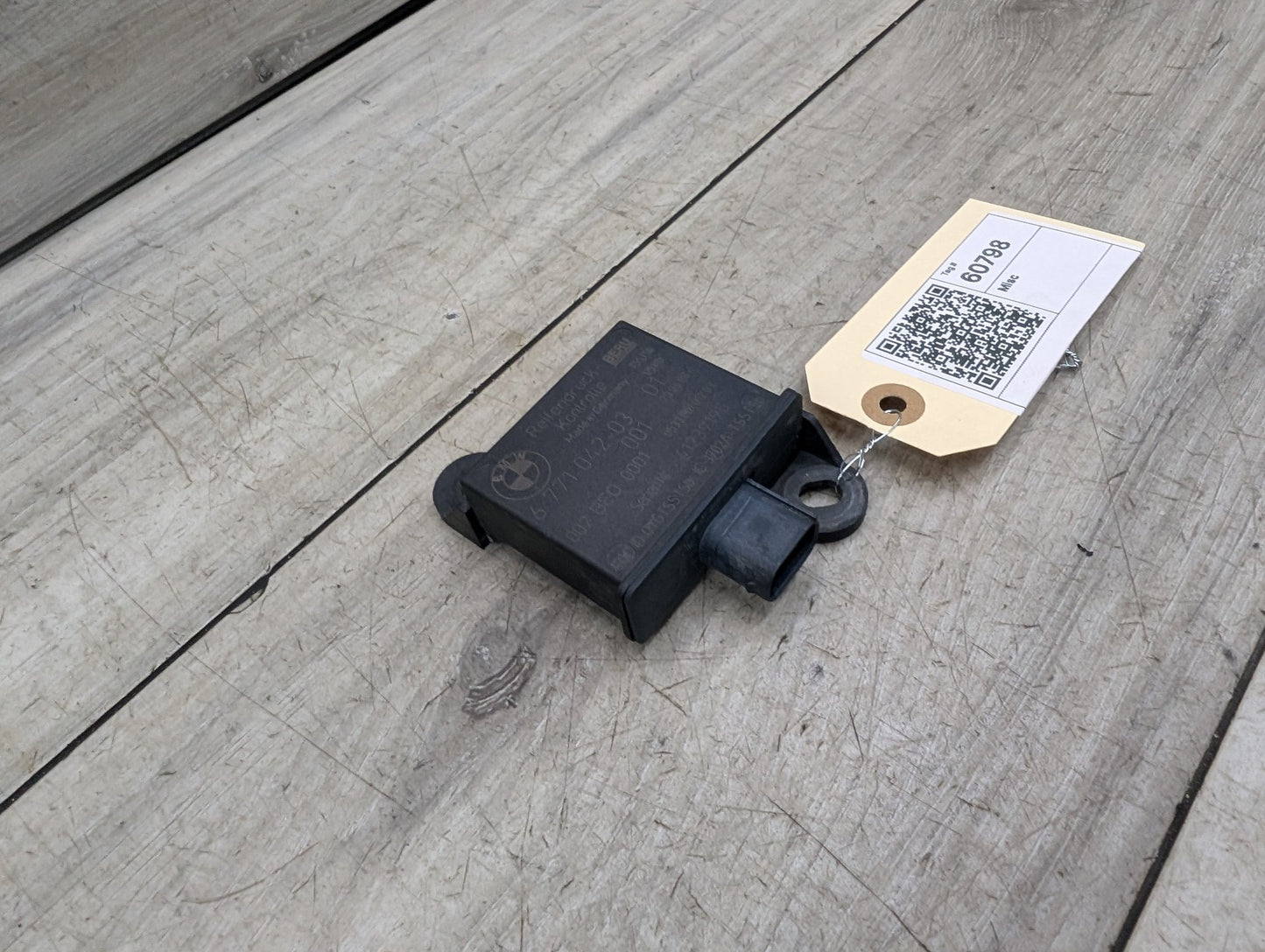 2007-2013 BMW 328i E93 RDC TPMS Tire Pressure Monitoring System Module 6771042
