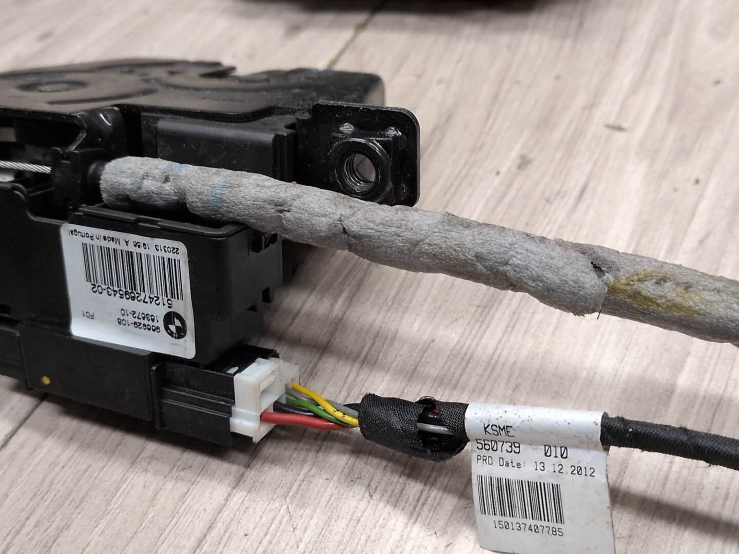 09-15 OEM BMW F01 F02 F04 740 750 760 Rear Trunk Lid Lock Latch Actuator Motor