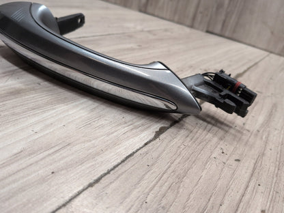 2011-2016 BMW M5 F10 Front Left Driver Door Handle w/ Comfort Access 7305284