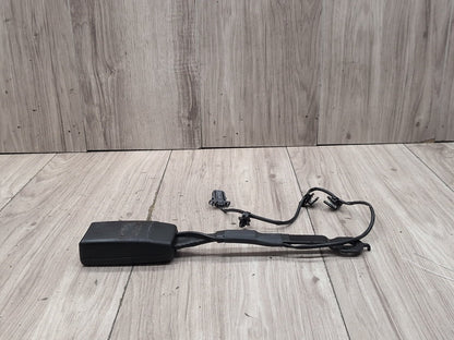2015-2018 Audi Q3 8U Front Left Driver Seatbelt Seat Belt Buckle 8R0857755M