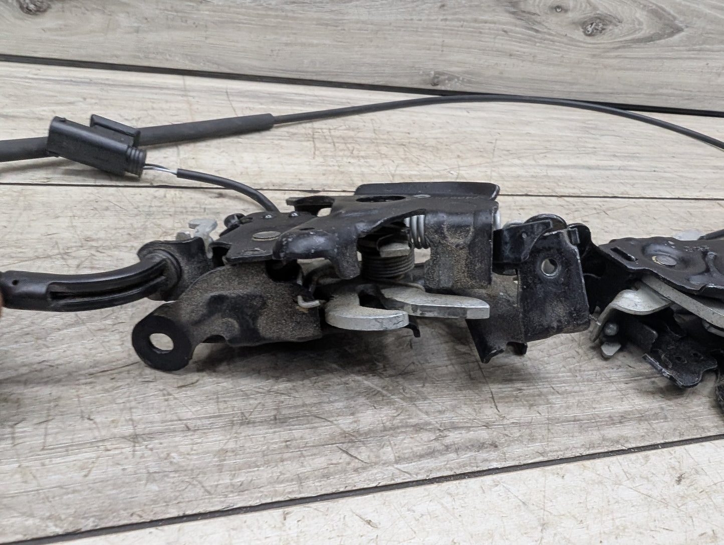 2019-2026 BMW X5 G05 Lower Liftgate Tailgate Lock Latch Actuator 7485957