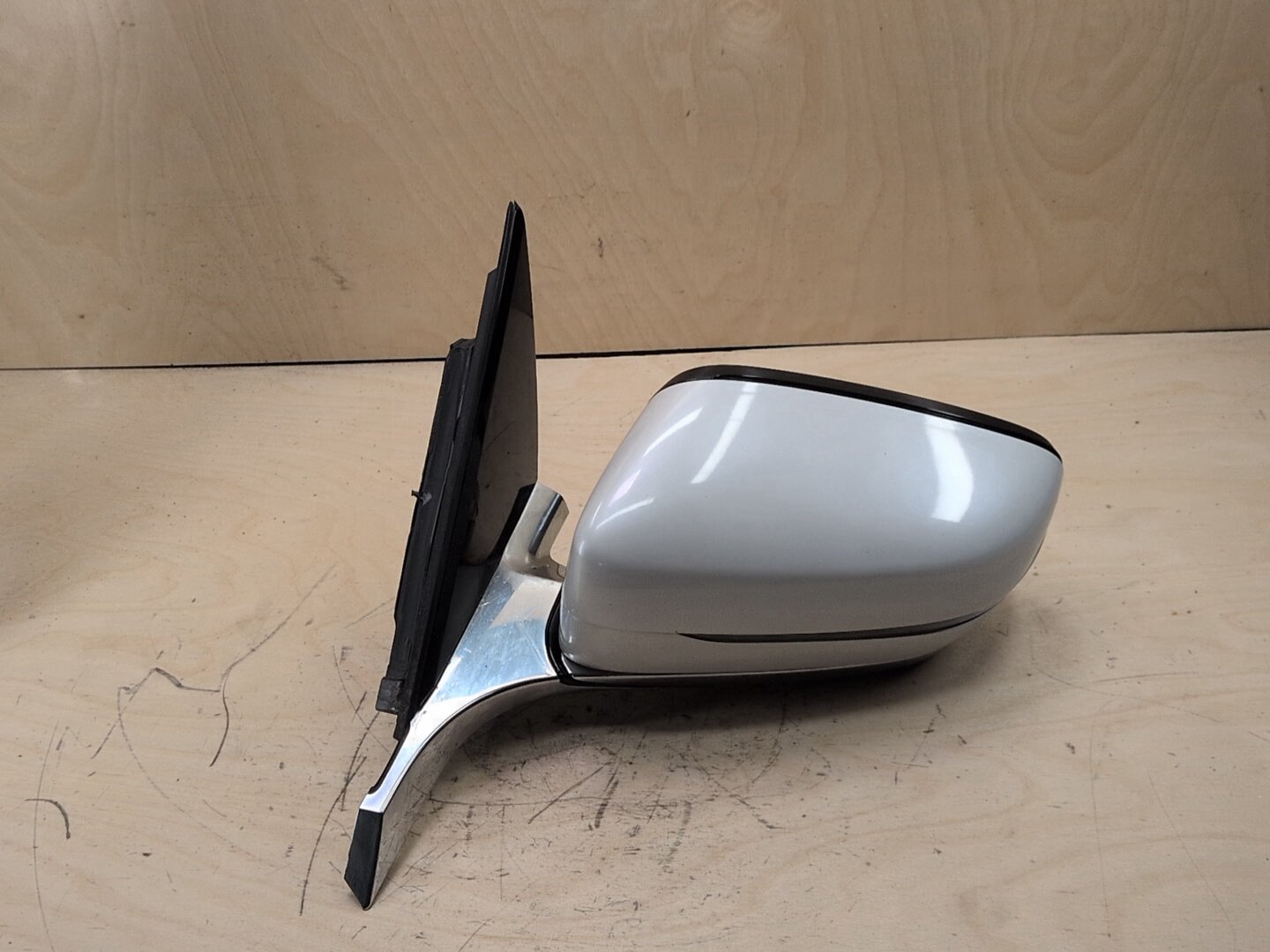 16-22 OEM BMW G12 740 Front Left Driver Side Mirror Heated w/ Camera White A96