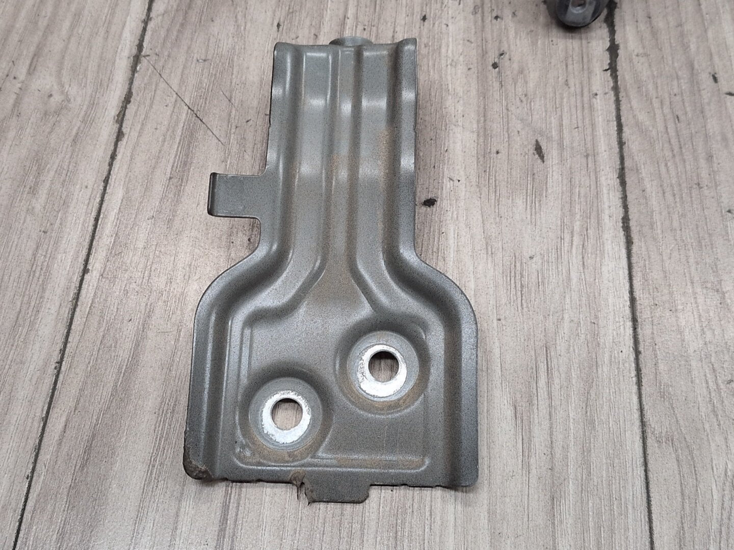 18-24 OEM BMW G01 G02 F97 F98 X3 X4 Left Driver Fender Wing Holder Bracket SET