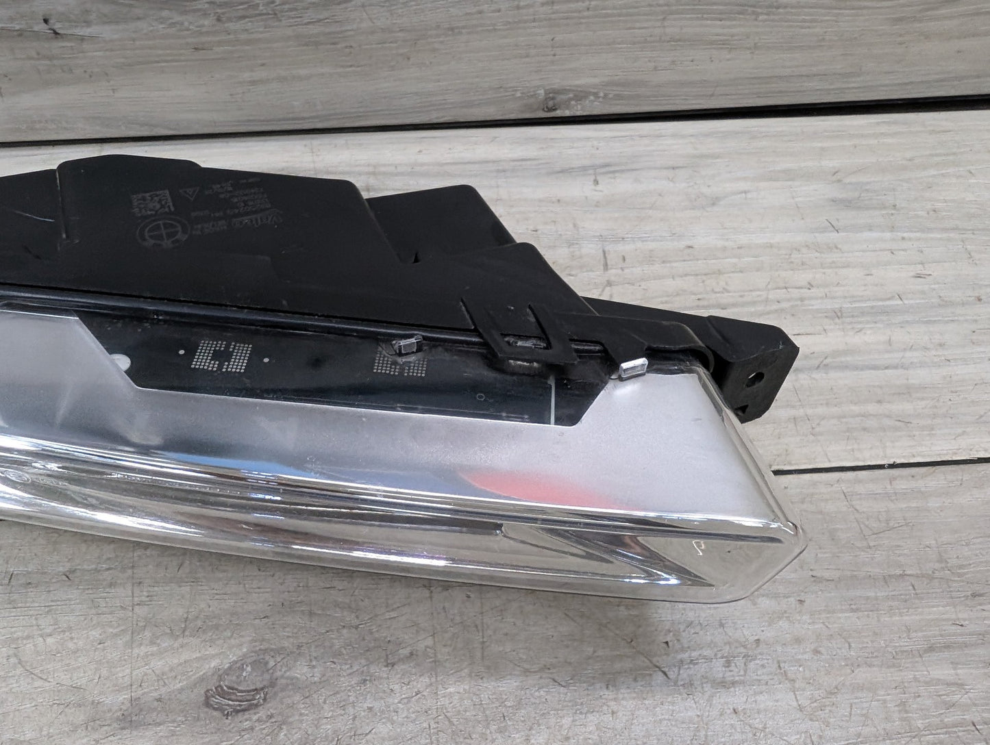 2017-2023 BMW 530i G30 Front Right Passenger Bumper Fog Lamp Light 7349132