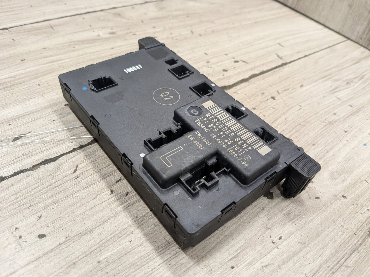 2009-2011 Mercedes-Benz SLK-Class R171 Door Control Module A1718207126 OEM
