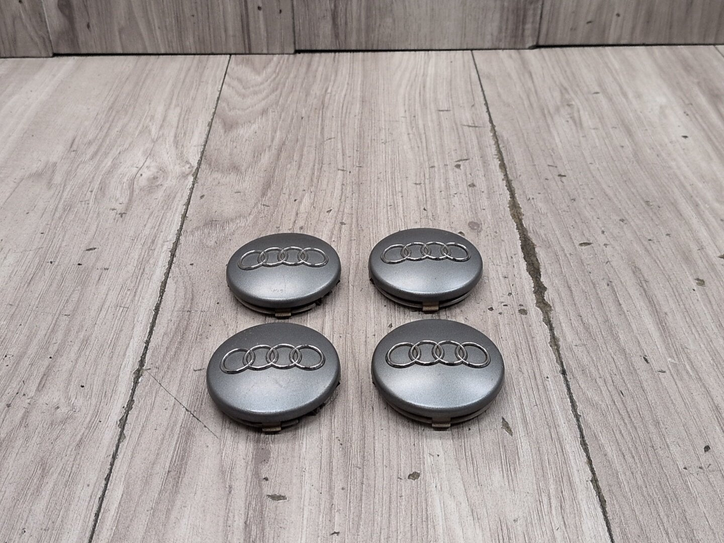 2015-2018 Audi Q3 8U - Wheel Rim Hub Center Cap SET PN: 4B0601170