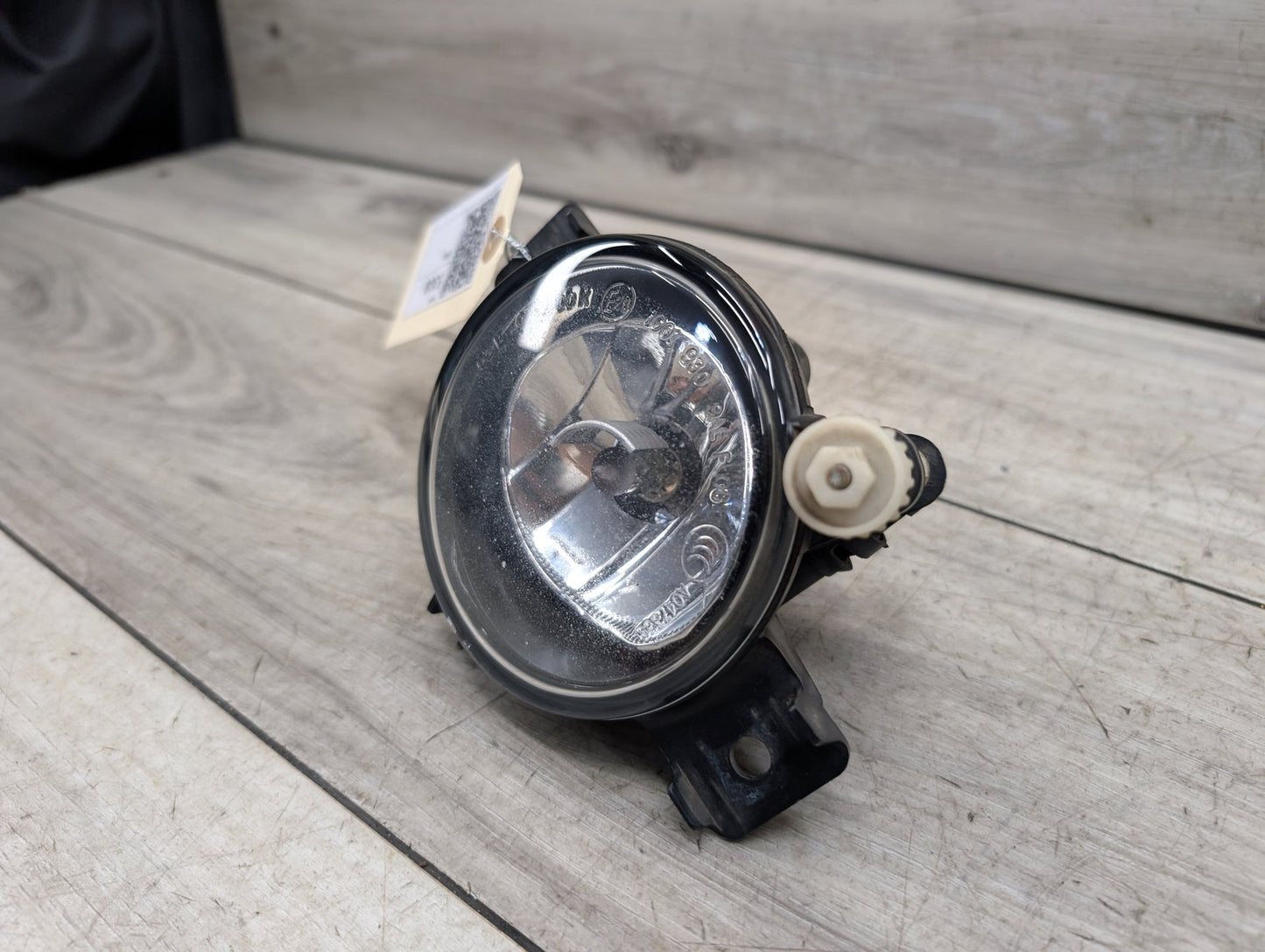 2007-2013 BMW X5 E70 Front Right Passenger Bumper Fog Lamp Light 7237434