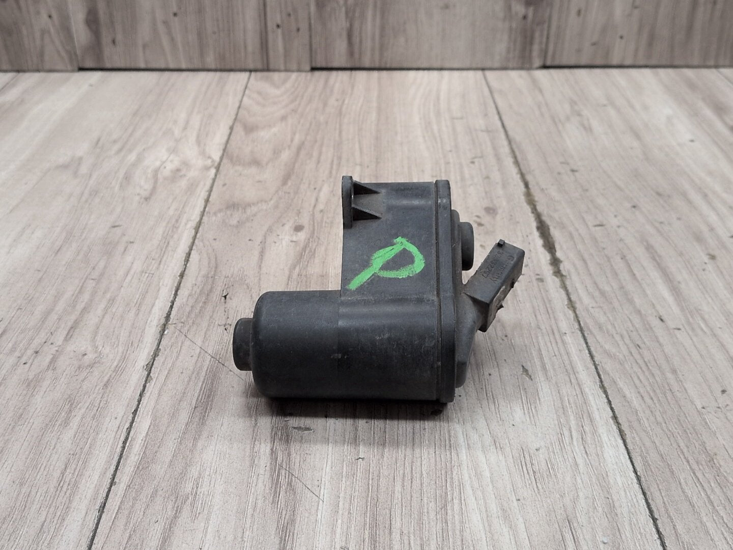 2015-2018 Audi Q3 8U Rear Left or Right Brake Caliper Actuator 32332267K
