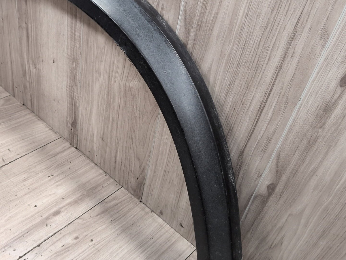 2007-2013 BMW X5 E70 Front Right Passenger Fender Flare Arch Trim Molding 7163560