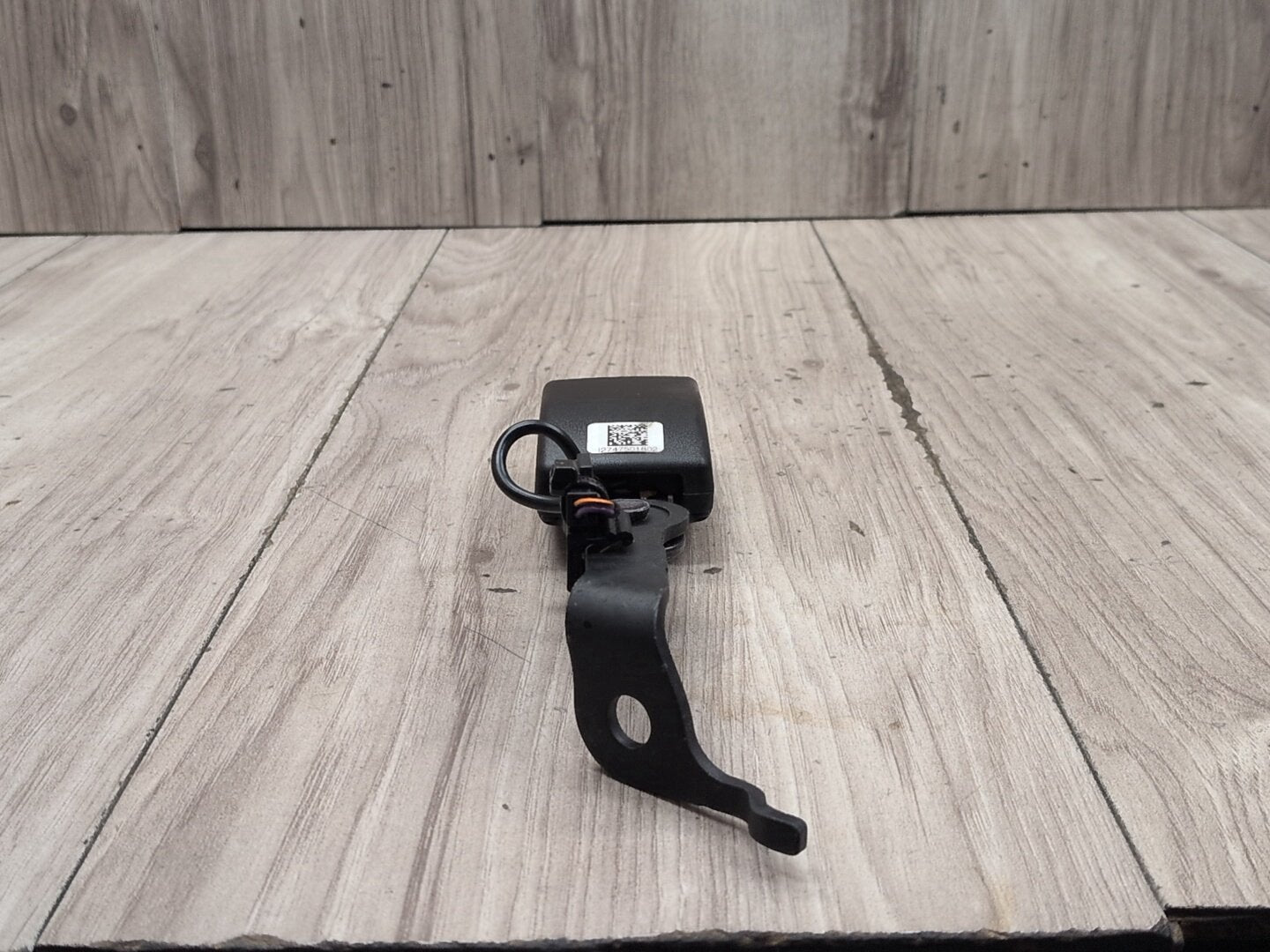 17-20 OEM BMW F90 M5 G30 530 540 M550 Rear Left Driver Seatbelt Seat Belt Buckle