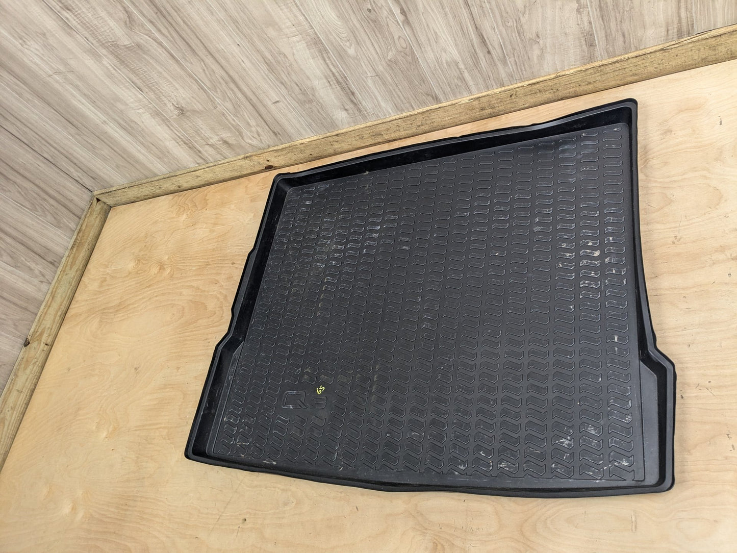 2015-2018 Audi Q3 8U Rear Cargo All Weather Mat Carpet Floor Mat 8u0061180