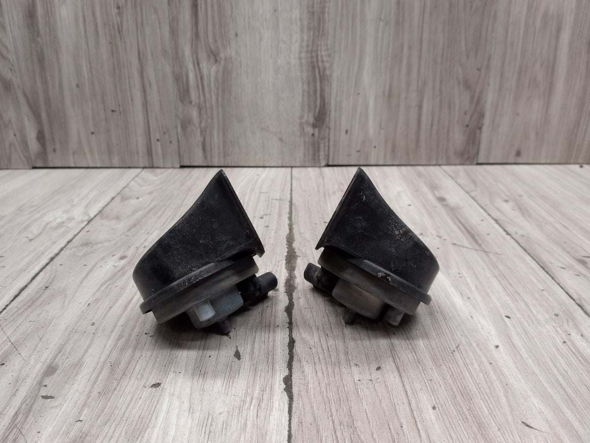 2011-2016 BMW M5 F10 Alarm Horns SET 7279781 OEM
