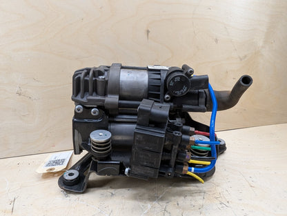 16-22 OEM BMW G11 G12 740 750 M760 Air Suspension Compressor Pump Module Motor