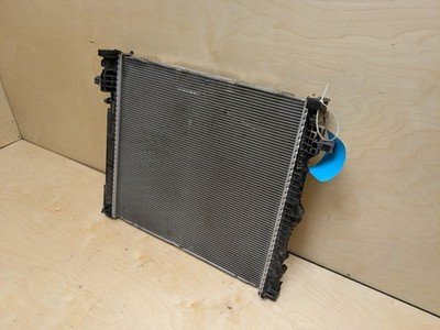 2018-2024 BMW X3 G01 Cooling Radiator 8642743