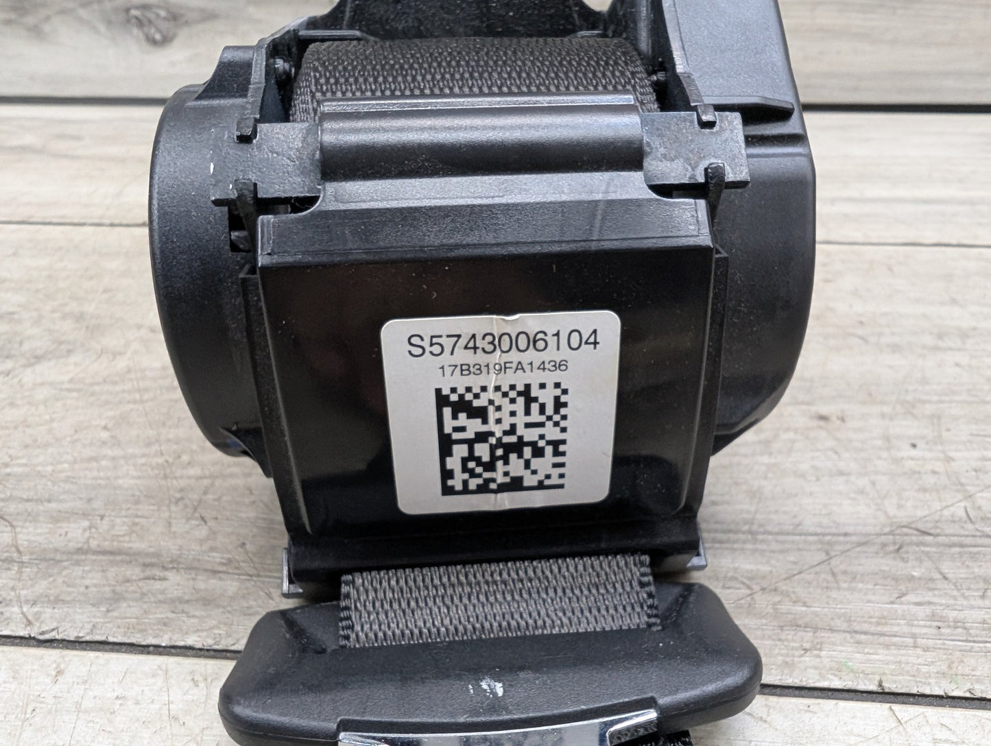OEM BMW F90 M5 G30 530 540 Rear Center Middle Upper Seatbelt Seat Belt Retractor