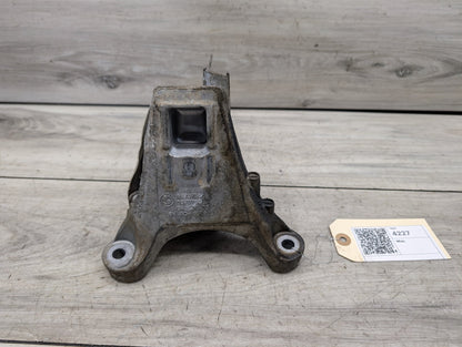 OEM BMW G01 G20 G26 G30 330 430 530 Right Passenger Engine B46 B48 Mount Bracket